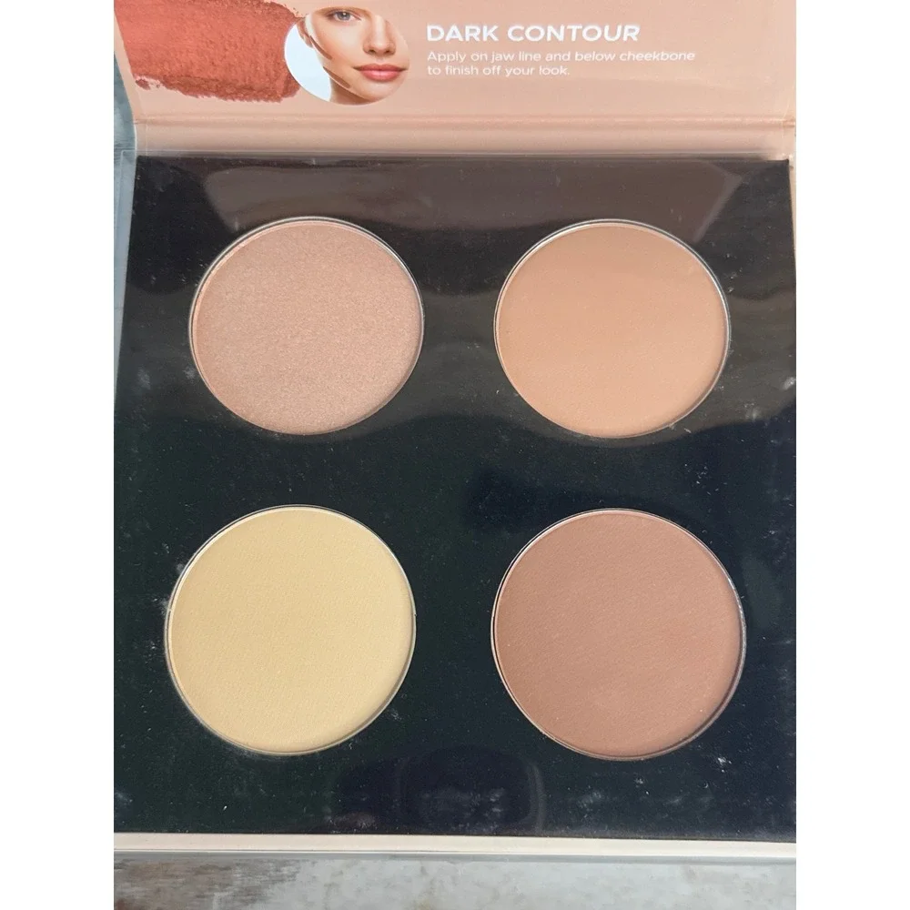 Ellen Tracy Perfect Blend Highlight Illuminate Contour Palette NIB MSRP $19